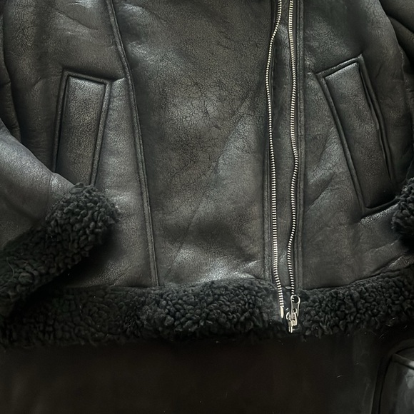 Faux Shearling Jacket - Picture 6 of 9